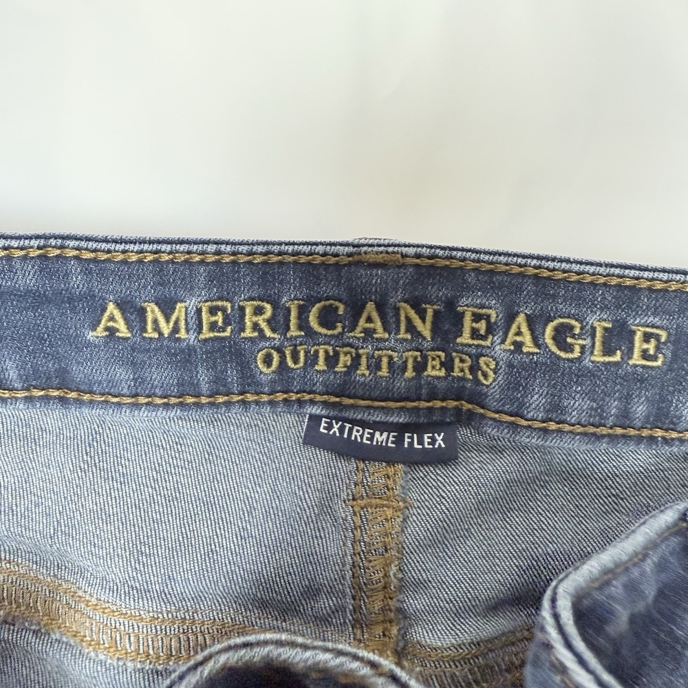 American Eagle Outfitters Light Blue Straight Jeans - Picture 2 of 8